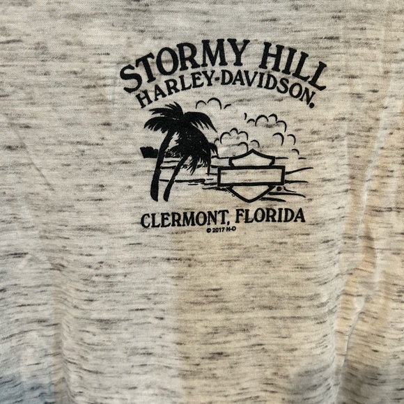 Harley-Davidson Women's Top with Black Graphic - Picture 6 of 8